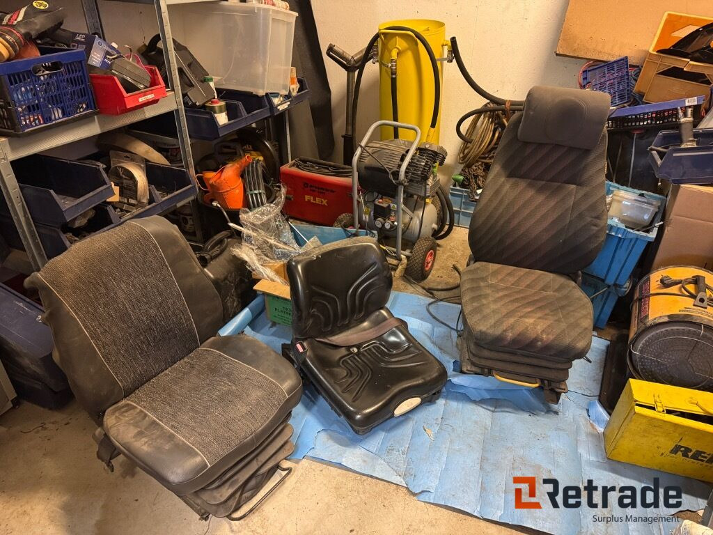 Förarstolar Grammer och Isri 3 stycken - Gradbena oprema: slika 1 Förarstolar Grammer och Isri 3 stycken - Gradbena oprema: slika 1