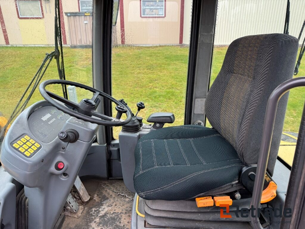 Hjullastare Volvo L40B - TP/S - Gradbeni stroj: slika 5 Hjullastare Volvo L40B - TP/S - Gradbeni stroj: slika 5