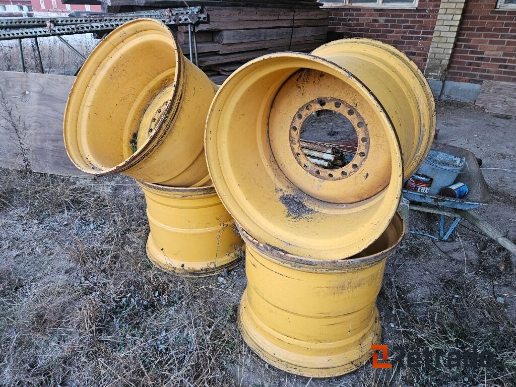 Volvo L90 23,5 fälgar extra breda - Gradbeni stroj: slika 1 Volvo L90 23,5 fälgar extra breda - Gradbeni stroj: slika 1