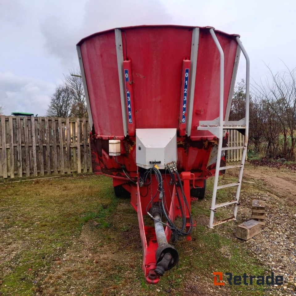 JF/Stoll Fuldfoderblander. VM 22-2 - Kmetijski stroj: slika 2 JF/Stoll Fuldfoderblander. VM 22-2 - Kmetijski stroj: slika 2