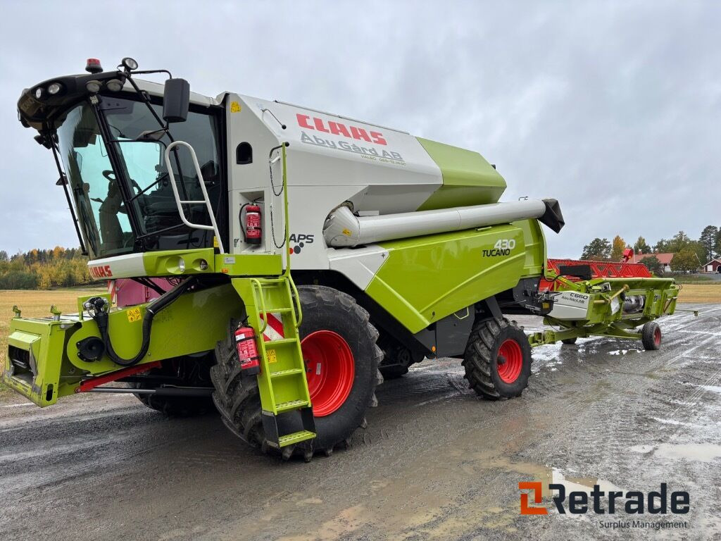 Skördetröska Claas Tucano 430 C 660 - Kmetijski stroj: slika 1 Skördetröska Claas Tucano 430 C 660 - Kmetijski stroj: slika 1