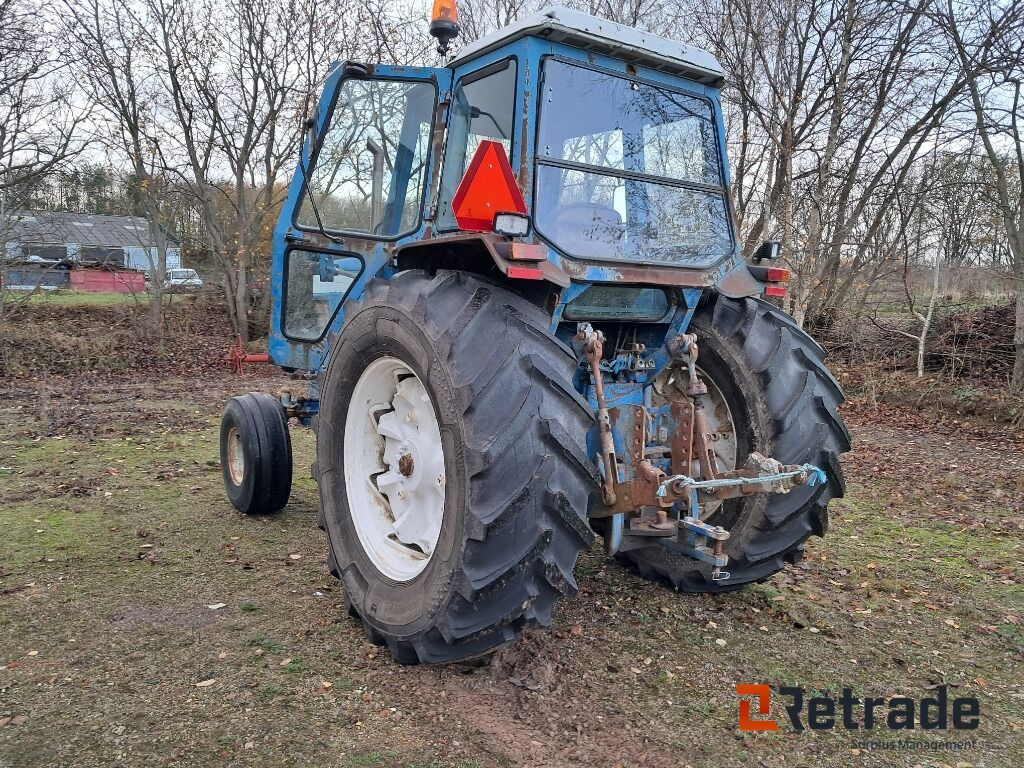Traktor Ford Tw 15 2 hjulstrukken - Kmetijski stroj: slika 5 Traktor Ford Tw 15 2 hjulstrukken - Kmetijski stroj: slika 5