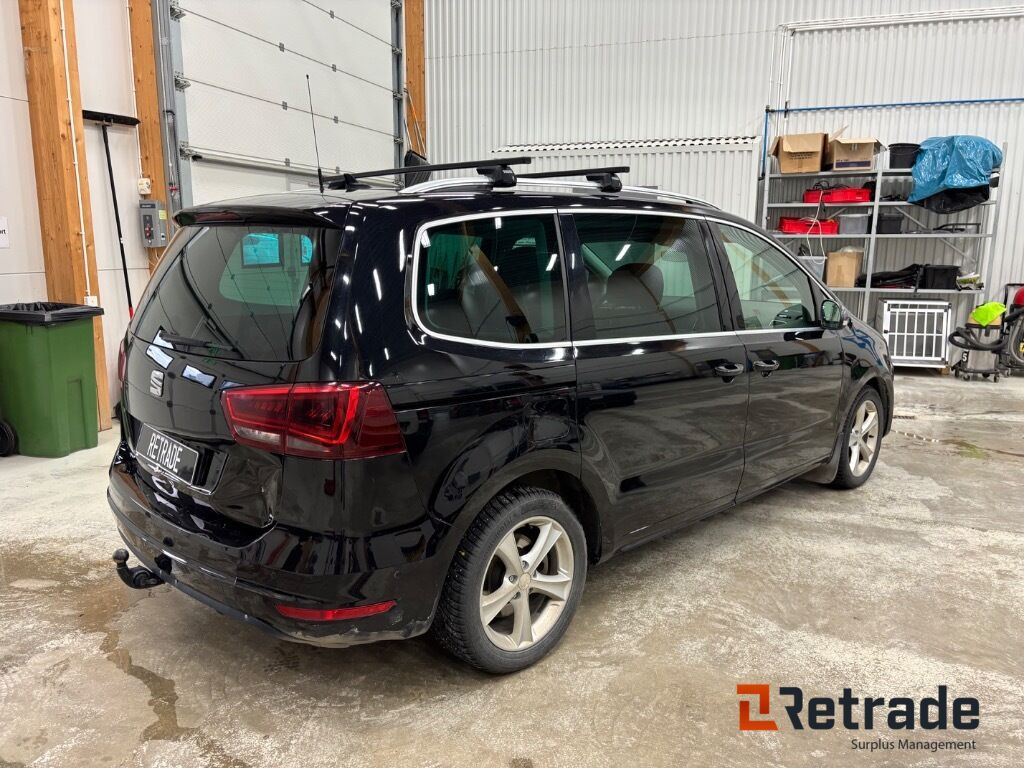 Minibuss Seat Alhambra 2.0 TDI 4Drive DSG FR-line - Avtomobil: slika 4 Minibuss Seat Alhambra 2.0 TDI 4Drive DSG FR-line - Avtomobil: slika 4