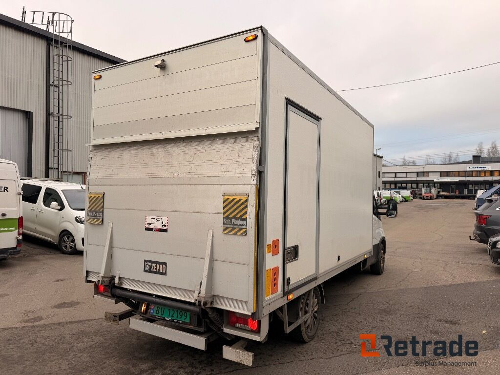 Skapbil IVECO 35S16 (parkert i Oslo) - Dostavno vozilo z zabojnikom: slika 5 Skapbil IVECO 35S16 (parkert i Oslo) - Dostavno vozilo z zabojnikom: slika 5
