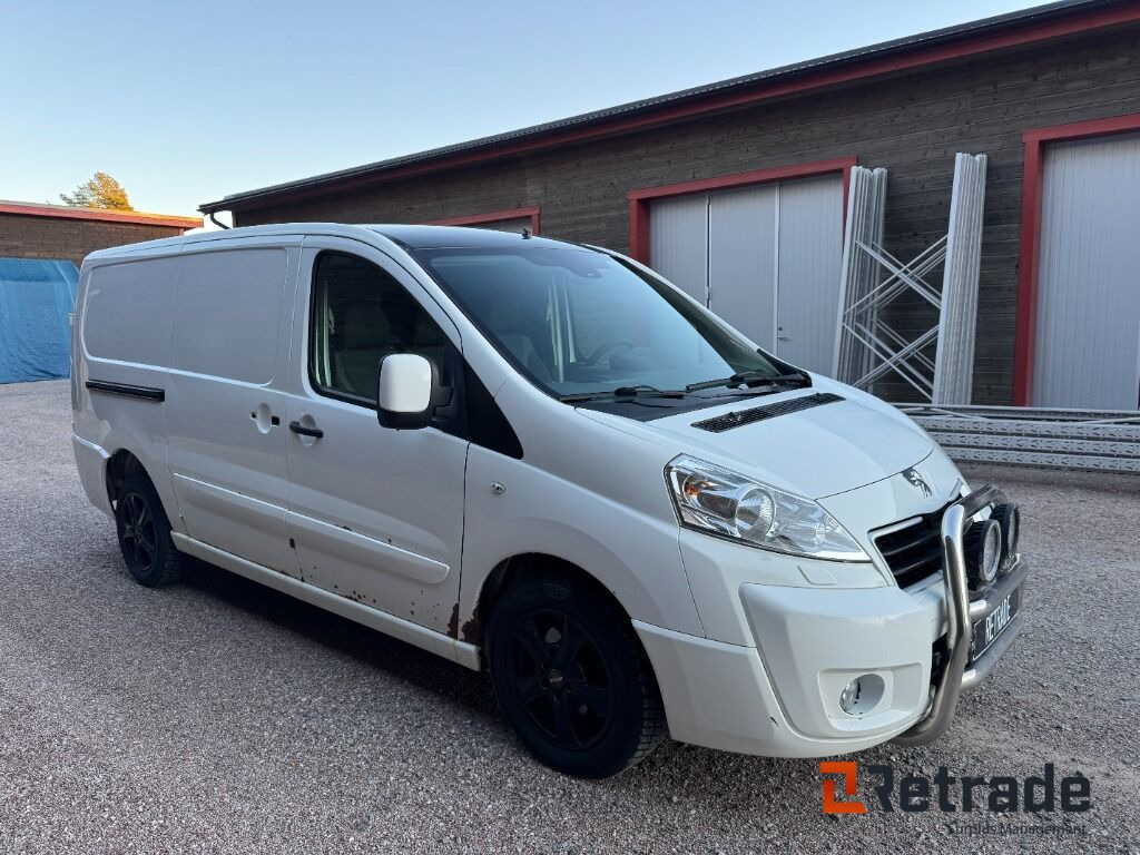 Skåpbil Peugeot Expert Panel Van 1.2t 2.0 HDi - Mali kombi: slika 2 Skåpbil Peugeot Expert Panel Van 1.2t 2.0 HDi - Mali kombi: slika 2