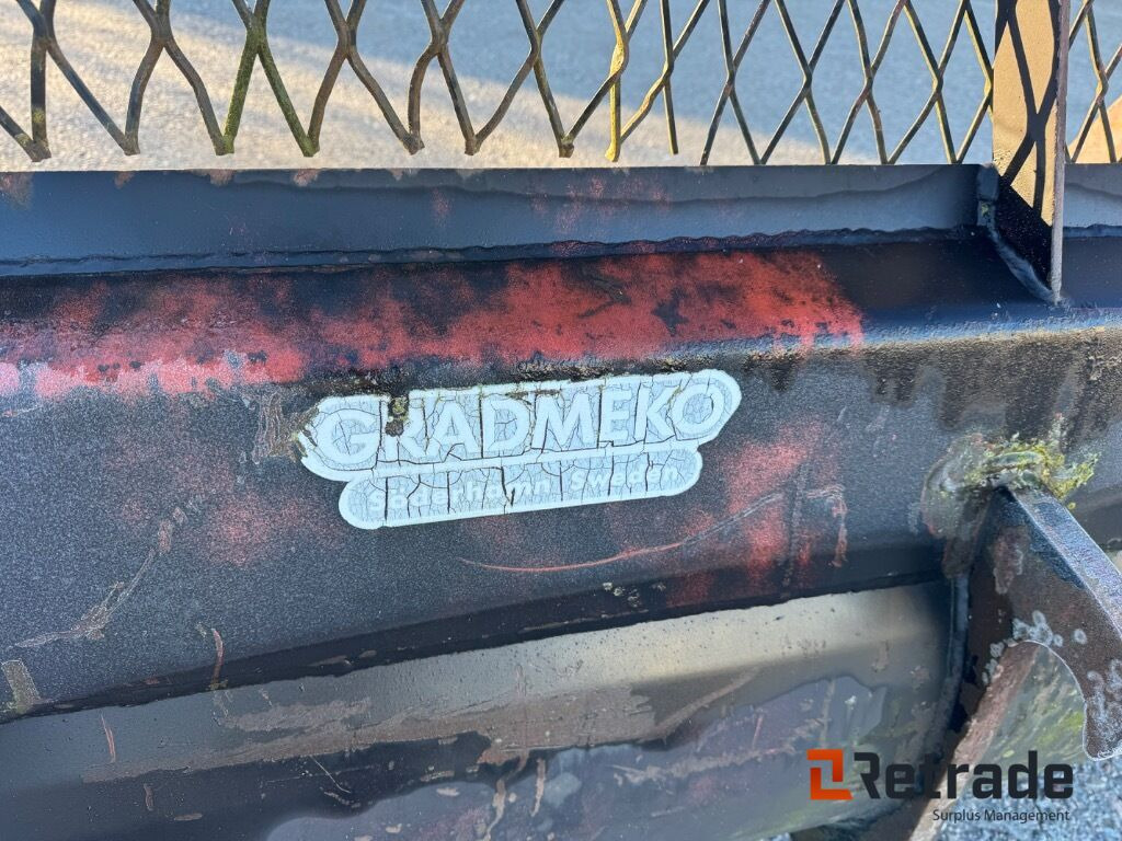 Skopa Gradmeko Trima fäste - Gradbena oprema: slika 5 Skopa Gradmeko Trima fäste - Gradbena oprema: slika 5