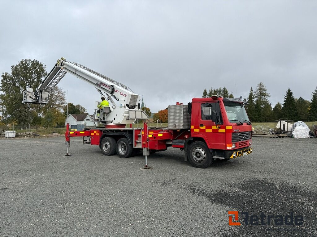 Volvo FL10 6*2 med Bronto 28-2TI skylift - Avtodvigalo: slika 4 Volvo FL10 6*2 med Bronto 28-2TI skylift - Avtodvigalo: slika 4