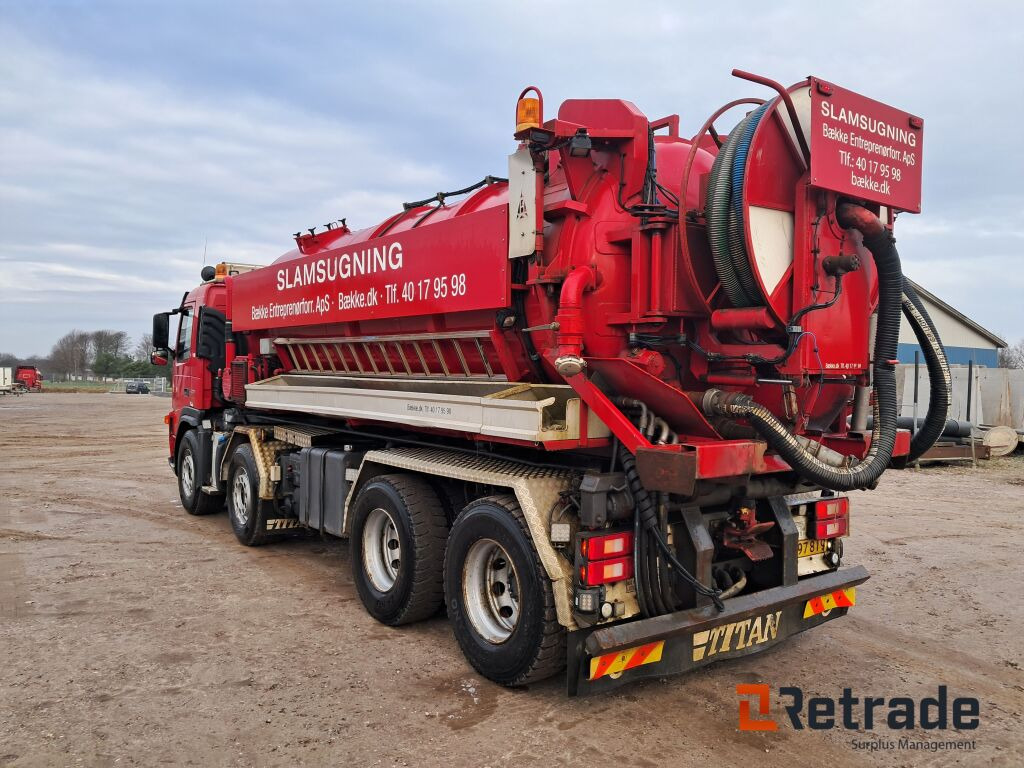 Volvo FM 400 8x2 med wirehejs og Hvidtved Larsen slamsuger - Vakuumski tovornjak: slika 5 Volvo FM 400 8x2 med wirehejs og Hvidtved Larsen slamsuger - Vakuumski tovornjak: slika 5