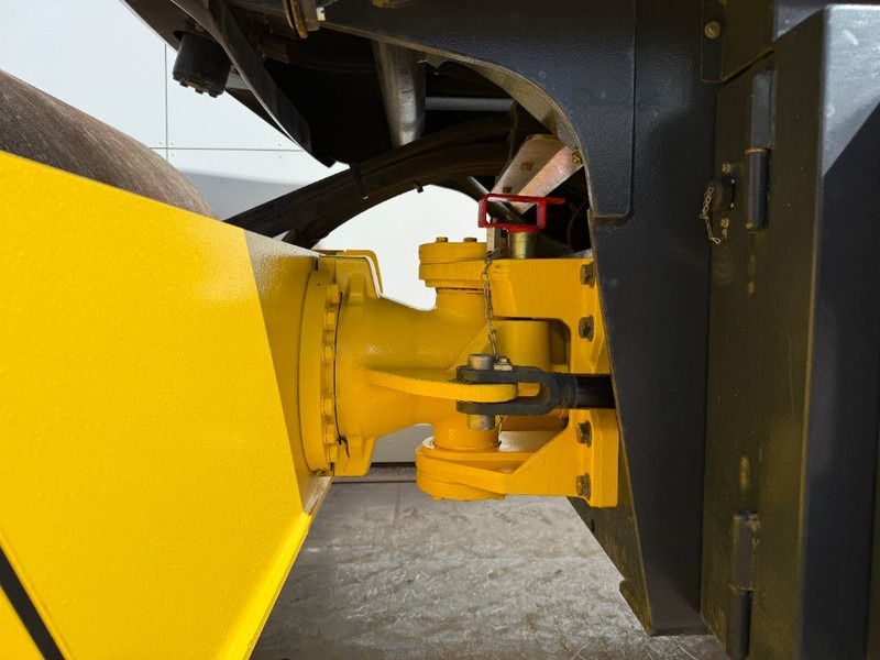 Valjar Bomag BW211DH-5 - German Machine / Only 1311 Hours: slika 20