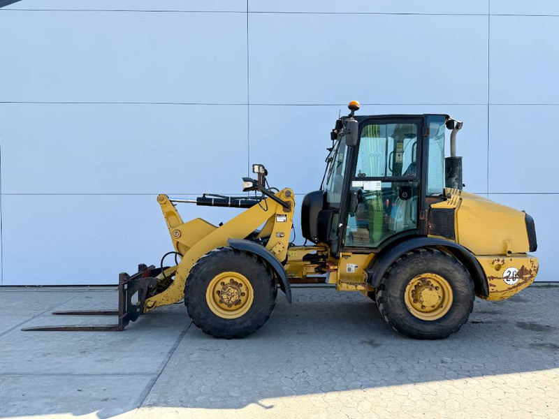 Cat 906H - Automatic Greasing / Quick Coupler - Kolesni nakladalec: slika 1 Cat 906H - Automatic Greasing / Quick Coupler - Kolesni nakladalec: slika 1