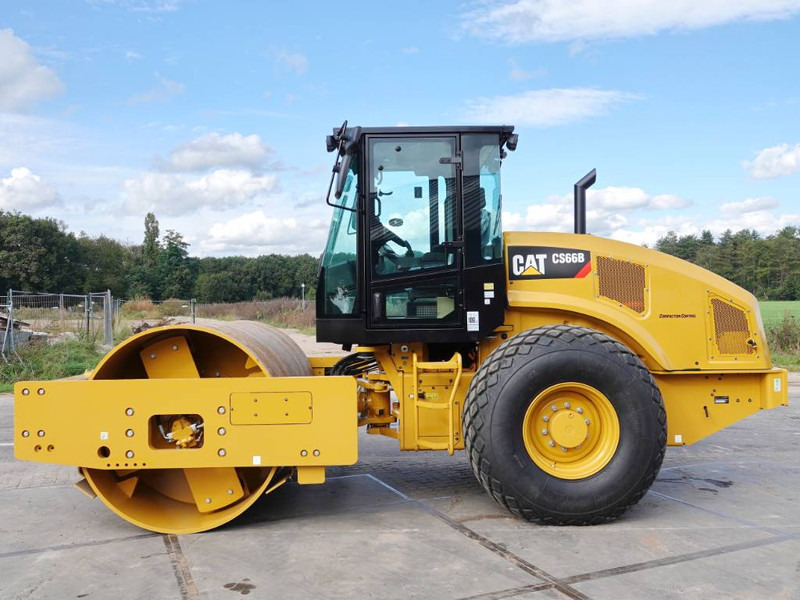 Cat CS66B - CE Certified / Low Hours - Valjar: slika 1 Cat CS66B - CE Certified / Low Hours - Valjar: slika 1