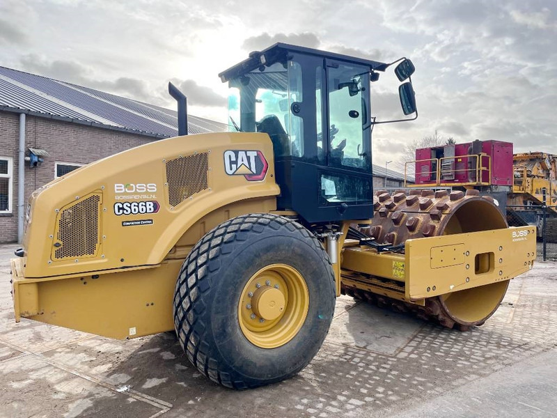 Cat CS66B - Excellent Condition / Low Hours / CE - Valjar: slika 5 Cat CS66B - Excellent Condition / Low Hours / CE - Valjar: slika 5