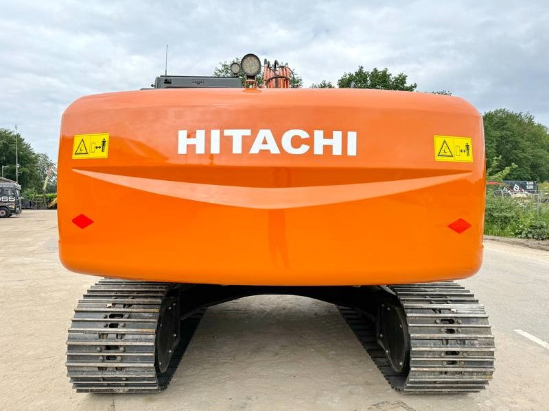 Hitachi ZX220LC-5G / 2025 ULTRA MODEL / ISUZU ENGINE - Bager goseničar: slika 4 Hitachi ZX220LC-5G / 2025 ULTRA MODEL / ISUZU ENGINE - Bager goseničar: slika 4
