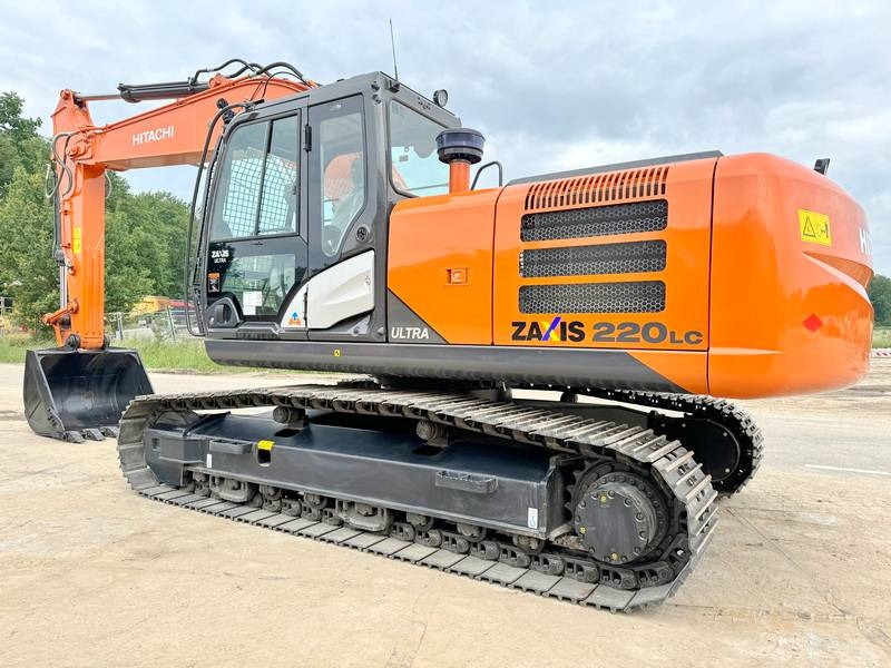 Hitachi ZX220LC-5G / 2025 ULTRA MODEL / ISUZU ENGINE - Bager goseničar: slika 3 Hitachi ZX220LC-5G / 2025 ULTRA MODEL / ISUZU ENGINE - Bager goseničar: slika 3