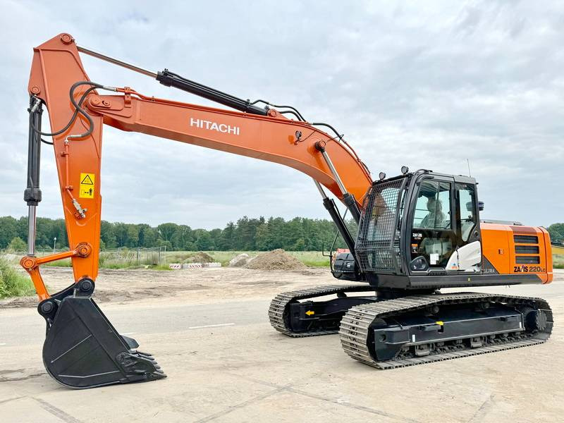 Hitachi ZX220LC-5G / 2025 ULTRA MODEL / ISUZU ENGINE - Bager goseničar: slika 2 Hitachi ZX220LC-5G / 2025 ULTRA MODEL / ISUZU ENGINE - Bager goseničar: slika 2