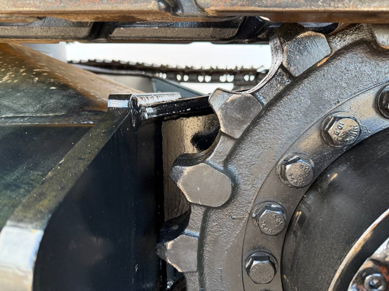 Nov Bager goseničar JCB 205 *2025 Model* - New / Unused / Hammer Lines: slika 18