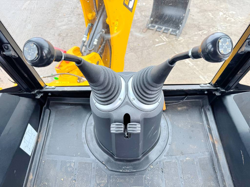 Nov Bager nakladalec JCB 3DX / 3CX Plus 4WD - New / Unused / Hammer Lines: slika 9