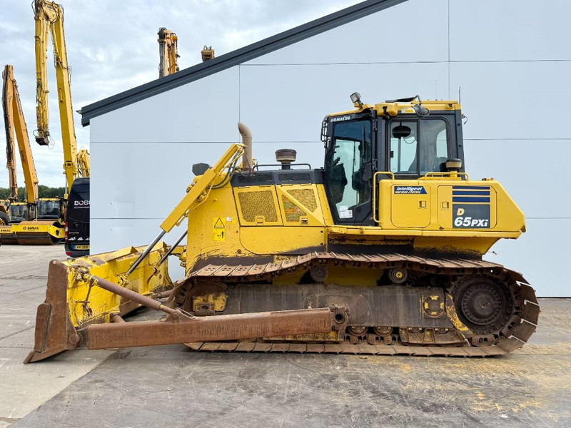 Komatsu D65PXi-18 - Backup Camera / Airco / CE + EPA - Buldožer: slika 2 Komatsu D65PXi-18 - Backup Camera / Airco / CE + EPA - Buldožer: slika 2