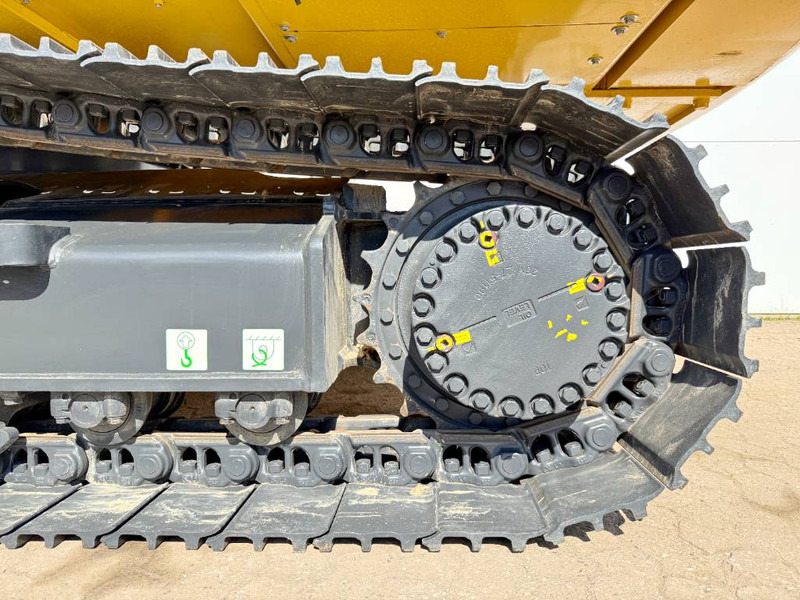 Bager goseničar Komatsu PC210LC-10M0 New / Unused / Hammer Lines: slika 17