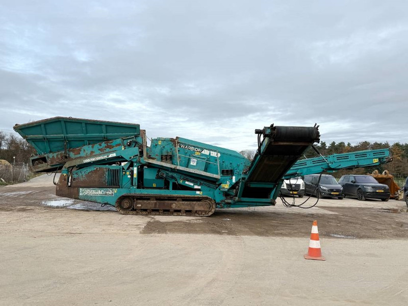 Powerscreen Warrior 1400 - Caterpillar Engine / 3 Conveyors - Presejalnik: slika 2 Powerscreen Warrior 1400 - Caterpillar Engine / 3 Conveyors - Presejalnik: slika 2
