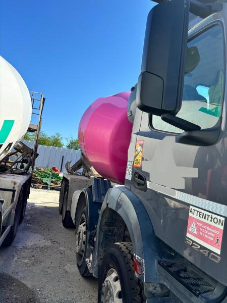 Mercedes Arocs 3240 - Avtomešalec: slika 2 Mercedes Arocs 3240 - Avtomešalec: slika 2