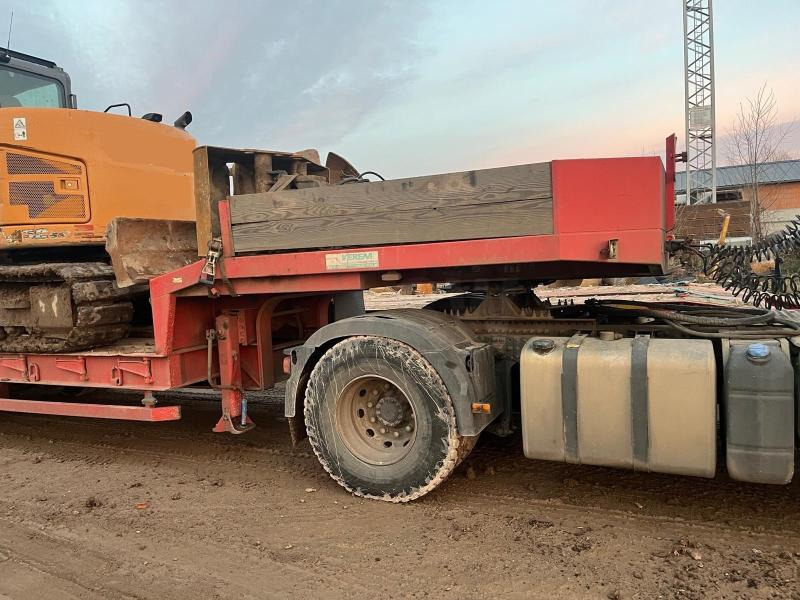 Verem - Nizko noseča polprikolica: slika 2 Verem - Nizko noseča polprikolica: slika 2