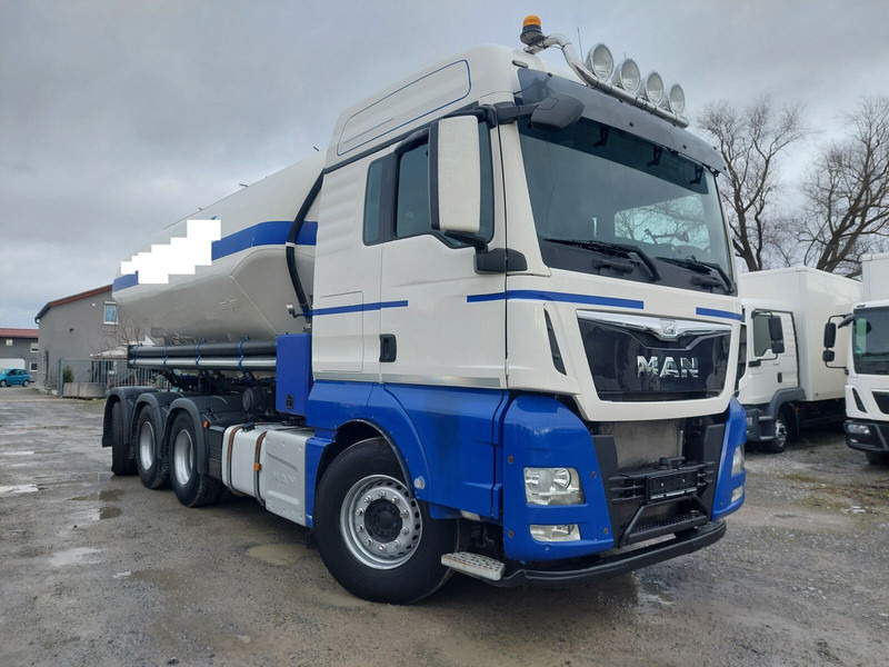 MAN TGX 35.440 Silo Euro 6 8x4 Lift+Lenk Klima (5) - Tovornjak: slika 3 MAN TGX 35.440 Silo Euro 6 8x4 Lift+Lenk Klima (5) - Tovornjak: slika 3
