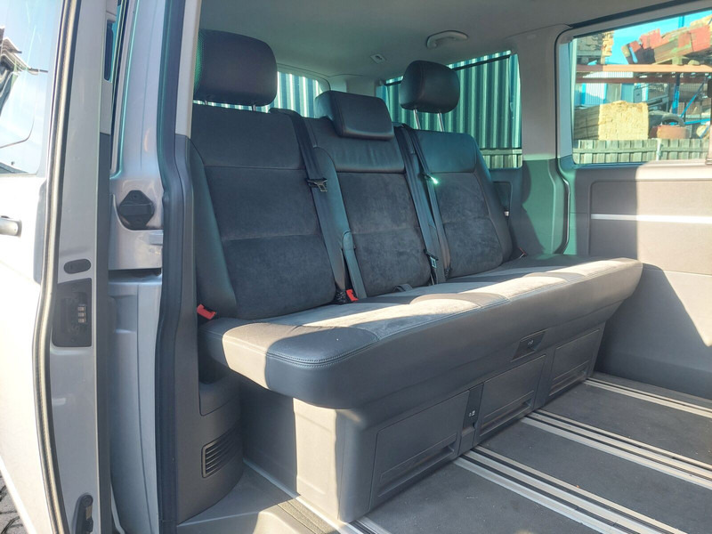 Minibus, Potniški kombi Volkswagen Transporter Multivan AHK Doppelklima Tisch Leder 7-Sitzer: slika 20