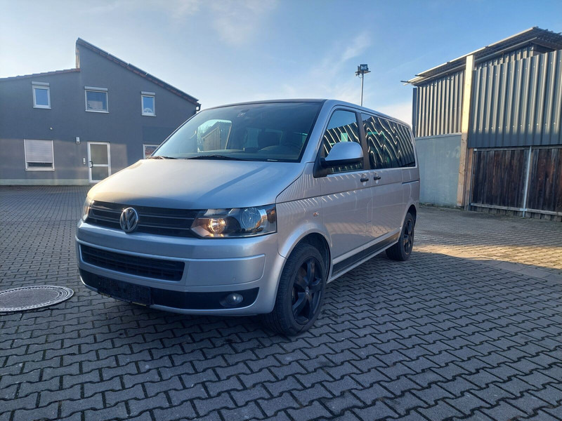 Volkswagen Transporter Multivan AHK Doppelklima Tisch Leder 7-Sitzer - Minibus, Potniški kombi: slika 1 Volkswagen Transporter Multivan AHK Doppelklima Tisch Leder 7-Sitzer - Minibus, Potniški kombi: slika 1