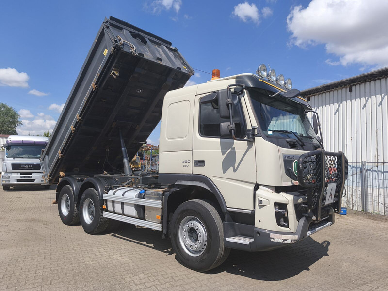 Volvo FMX 460 Meiller Dreiseitenkipper Bordmatik EEV 6x4 AHK (1) - Tovornjak prekucnik: slika 4 Volvo FMX 460 Meiller Dreiseitenkipper Bordmatik EEV 6x4 AHK (1) - Tovornjak prekucnik: slika 4