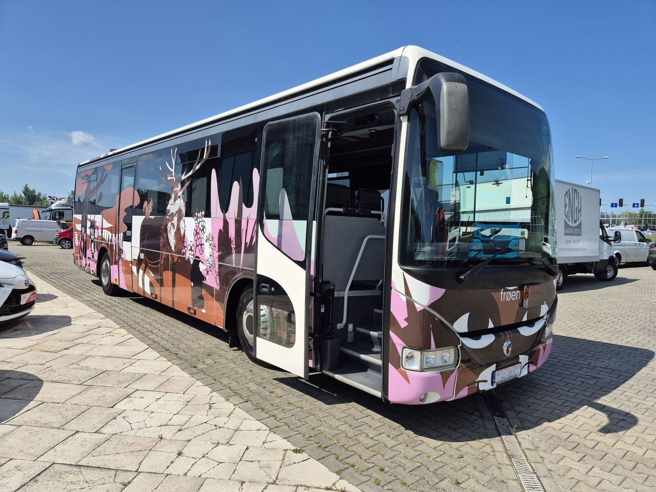 Irisbus Iveco 330 KM / Solar Panels / NEW Equiped - Avtodom: slika 2 Irisbus Iveco 330 KM / Solar Panels / NEW Equiped - Avtodom: slika 2