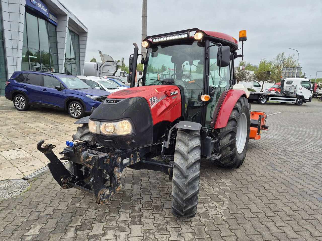 Case IH Farmall 75 - Traktor: slika 2 Case IH Farmall 75 - Traktor: slika 2