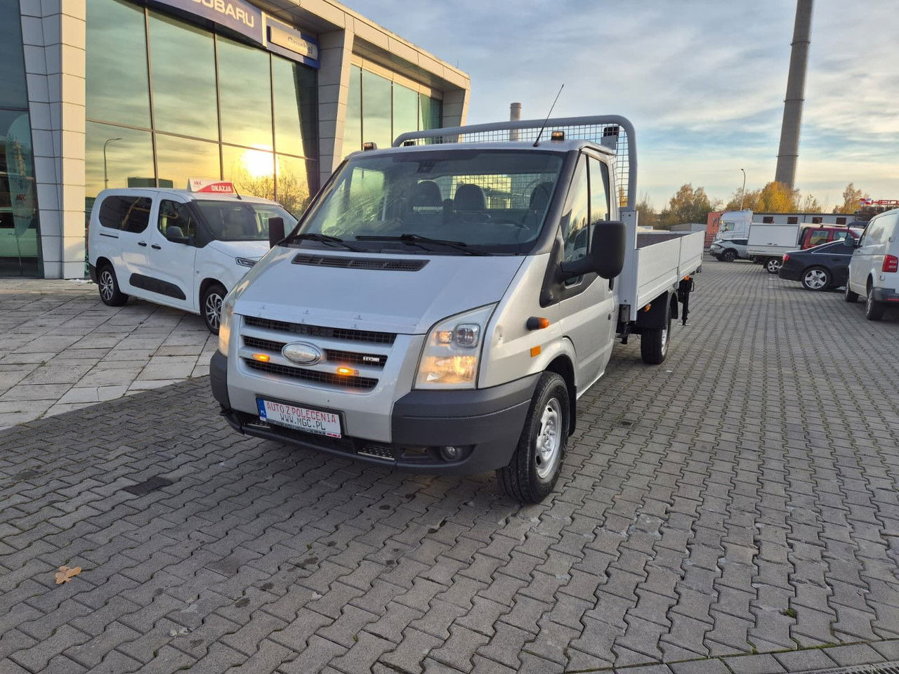Ford Transit 350 2.4 TDCi / HDS Hiab / 1 Owner / Serviced - Dostavno vozilo s kesonom: slika 2 Ford Transit 350 2.4 TDCi / HDS Hiab / 1 Owner / Serviced - Dostavno vozilo s kesonom: slika 2