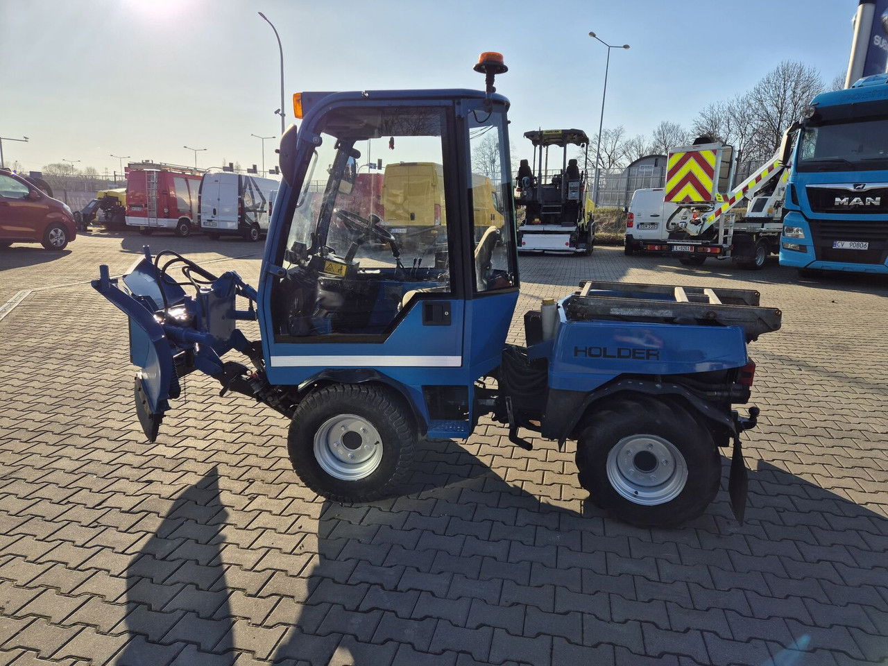 Mestni traktor Holder C245 4WD / Tool carrier / Snow plow / PTO Front AN D Rear / 4X4 /: slika 13