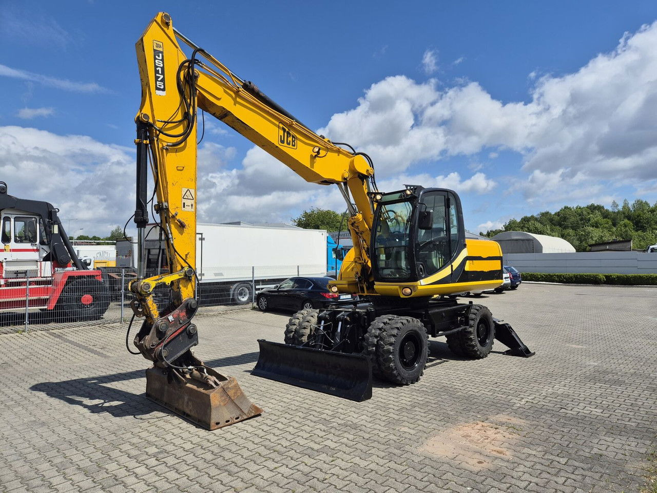 JCB JS 175 W / 18000MTH / 1 Owner / Serviced - Bager na kolesih: slika 2 JCB JS 175 W / 18000MTH / 1 Owner / Serviced - Bager na kolesih: slika 2
