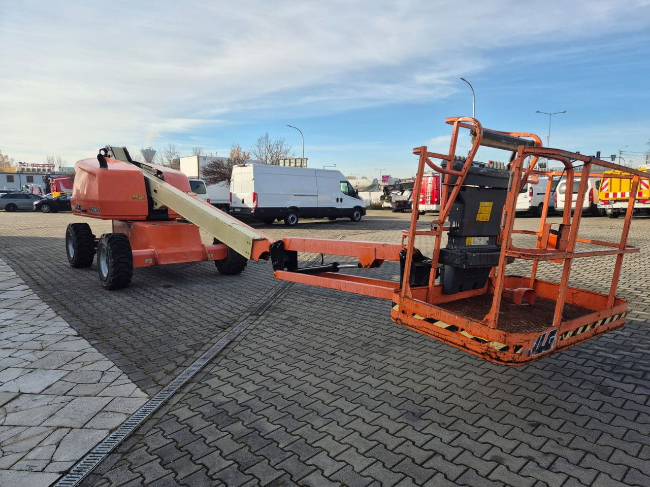 JLG 460SJ 4X4 / 1 Owner / Works Great - Zglobna dvižna ploščad: slika 4 JLG 460SJ 4X4 / 1 Owner / Works Great - Zglobna dvižna ploščad: slika 4
