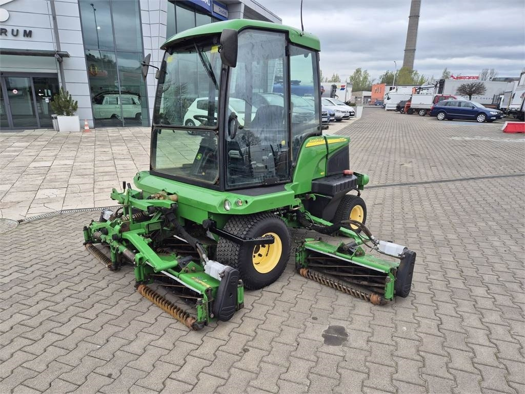 John Deere 1905 4WD / 2010 / SERVICED / CABIN! - Vrtna kosilnica: slika 1 John Deere 1905 4WD / 2010 / SERVICED / CABIN! - Vrtna kosilnica: slika 1