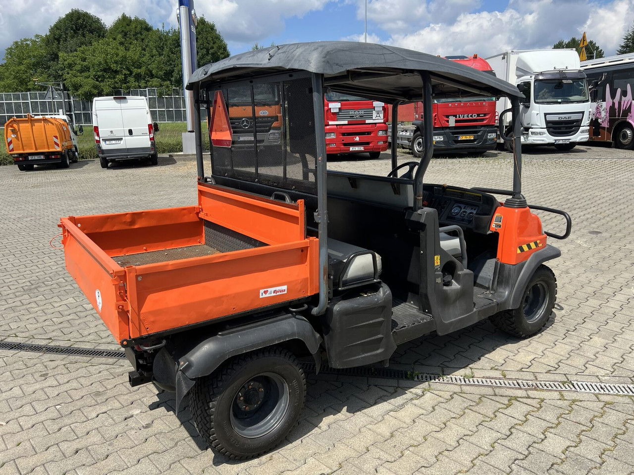 Kubota RTV 1140 / Double cabin + tipper/ 4X4 / Chepper P RTV 1140 / Double cabin + tipper/ 4X4 / Chepper Price - Štirikolesnik: slika 5 Kubota RTV 1140 / Double cabin + tipper/ 4X4 / Chepper P RTV 1140 / Double cabin + tipper/ 4X4 / Chepper Price - Štirikolesnik: slika 5