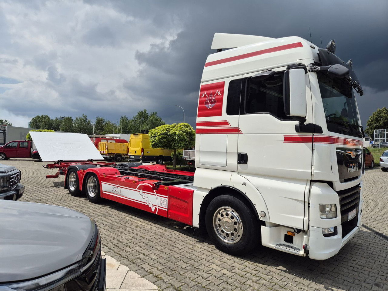 MAN TGX 28 28.420 , 6x2-2 LL / Trailer HFR KM 20 / 1 Owner / E6 /Techni - Kontejnerski tovornjak/ Tovornjak z zamenljivim tovoriščem: slika 5 MAN TGX 28 28.420 , 6x2-2 LL / Trailer HFR KM 20 / 1 Owner / E6 /Techni - Kontejnerski tovornjak/ Tovornjak z zamenljivim tovoriščem: slika 5