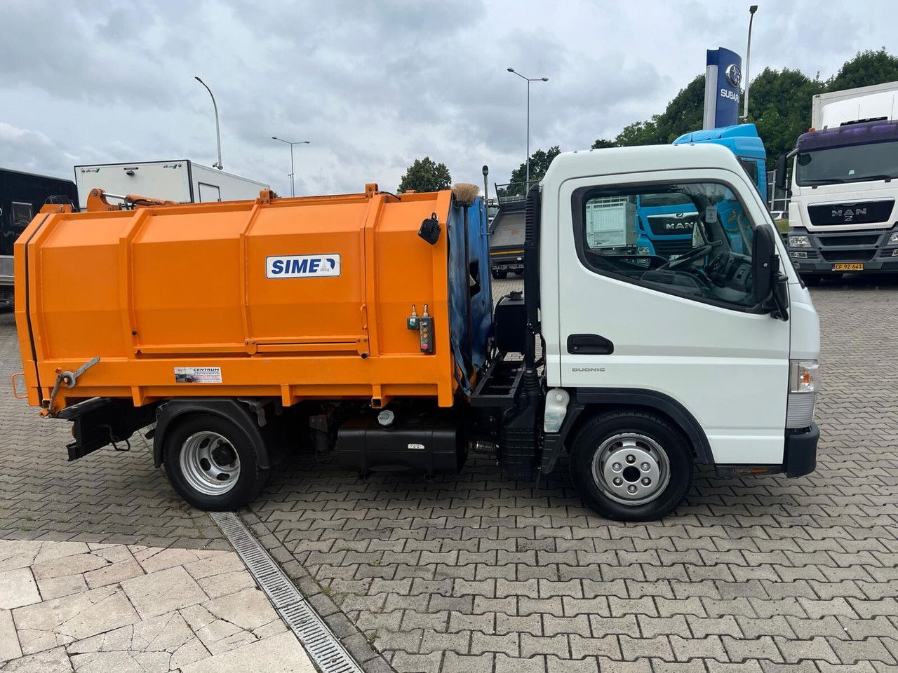 Mitsubishi Canter Fuso 3S13 AMT / Presscontainer / LOW KM / Super Condition - Smetarski tovornjak: slika 3 Mitsubishi Canter Fuso 3S13 AMT / Presscontainer / LOW KM / Super Condition - Smetarski tovornjak: slika 3