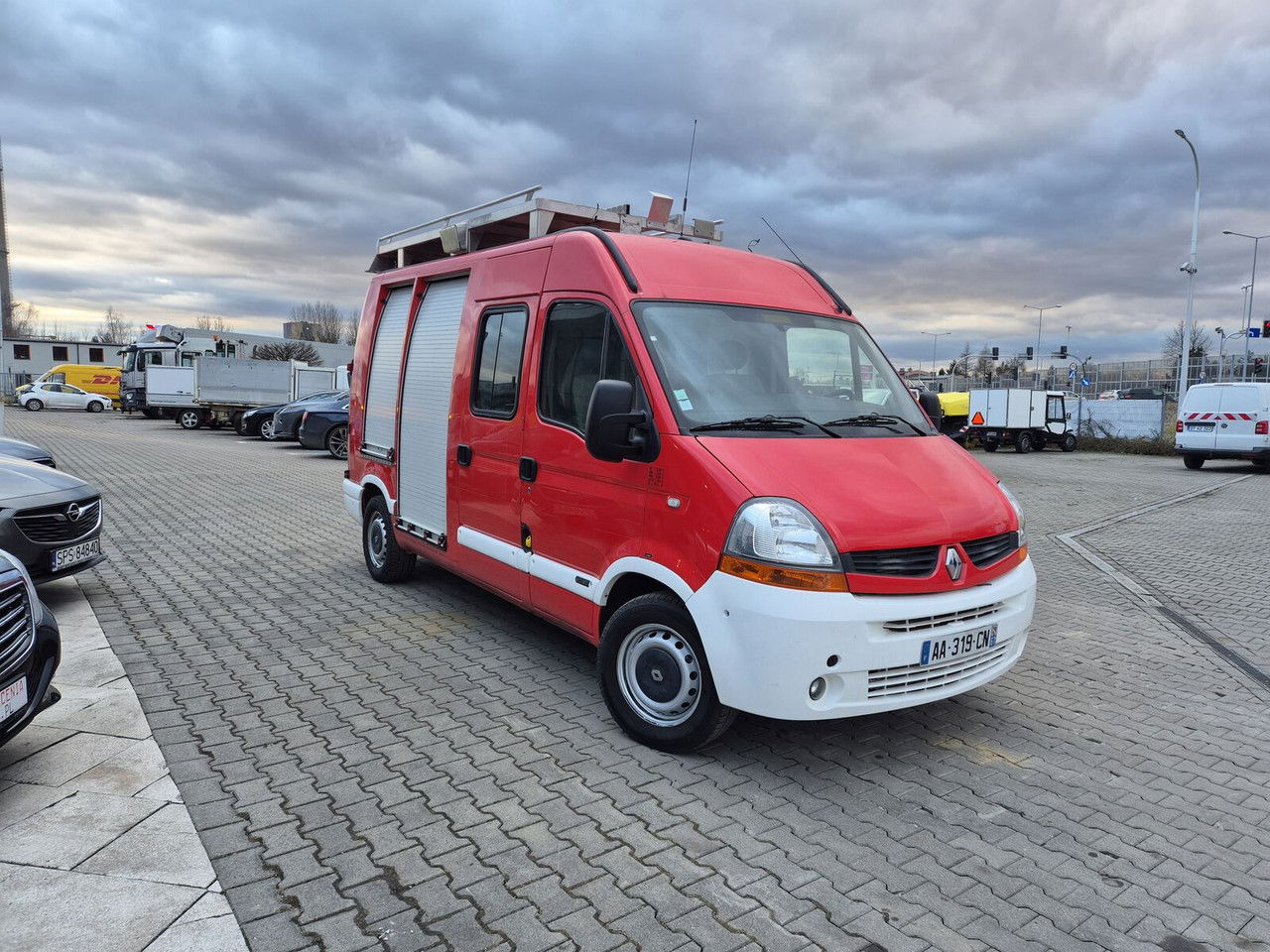 Renault Master 2.5 DCi / Only 25TKM / Like NEW / WE Have 3 THE Same Renault Master 2.5 DCi / Only 25TKM / Like NEW / WE Have 3 THE Same - Gasilsko vozilo: slika 5 Renault Master 2.5 DCi / Only 25TKM / Like NEW / WE Have 3 THE Same Renault Master 2.5 DCi / Only 25TKM / Like NEW / WE Have 3 THE Same - Gasilsko vozilo: slika 5
