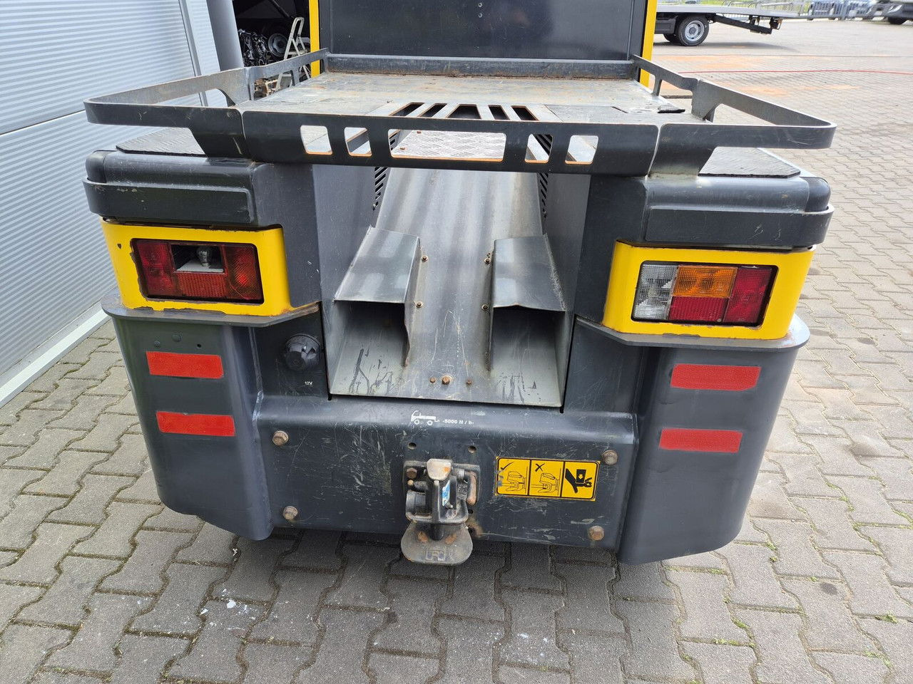 Still R 07-25 , NO Battery , NEW Tires - Vlečni traktor: slika 4 Still R 07-25 , NO Battery , NEW Tires - Vlečni traktor: slika 4