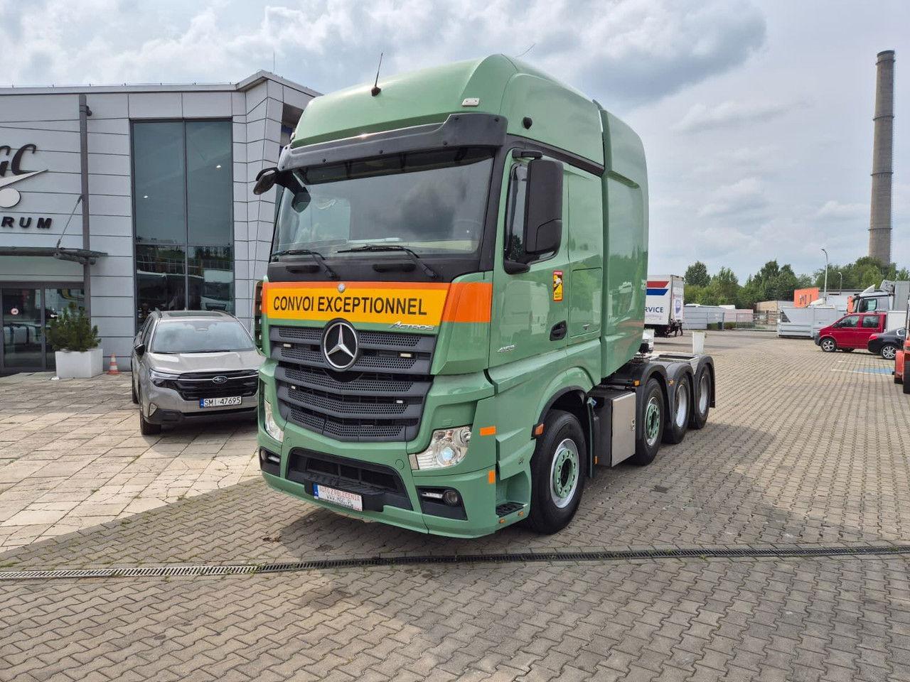 Mercedes-Benz Actros 4163 8X4 / 1 Owner / LOW KM / Super Condition - Vlačilec: slika 2 Mercedes-Benz Actros 4163 8X4 / 1 Owner / LOW KM / Super Condition - Vlačilec: slika 2