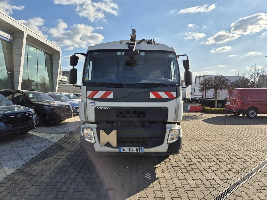Volvo FE 280 / 13M3 / GEESINKNORBA / EURO 6 / 3 SEATS - Smetarski tovornjak: slika 3 Volvo FE 280 / 13M3 / GEESINKNORBA / EURO 6 / 3 SEATS - Smetarski tovornjak: slika 3