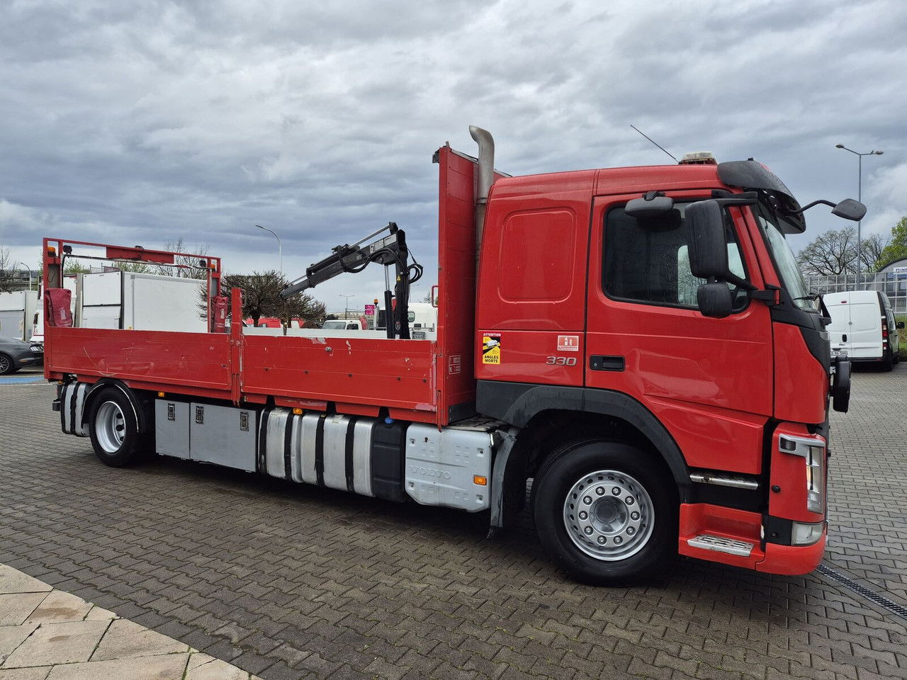 Volvo FM 330 HDS Hiab / 1 Owner / Euro 6 / Serviced - Tovornjak s kesonom, Tovornjak z dvigalom: slika 1 Volvo FM 330 HDS Hiab / 1 Owner / Euro 6 / Serviced - Tovornjak s kesonom, Tovornjak z dvigalom: slika 1