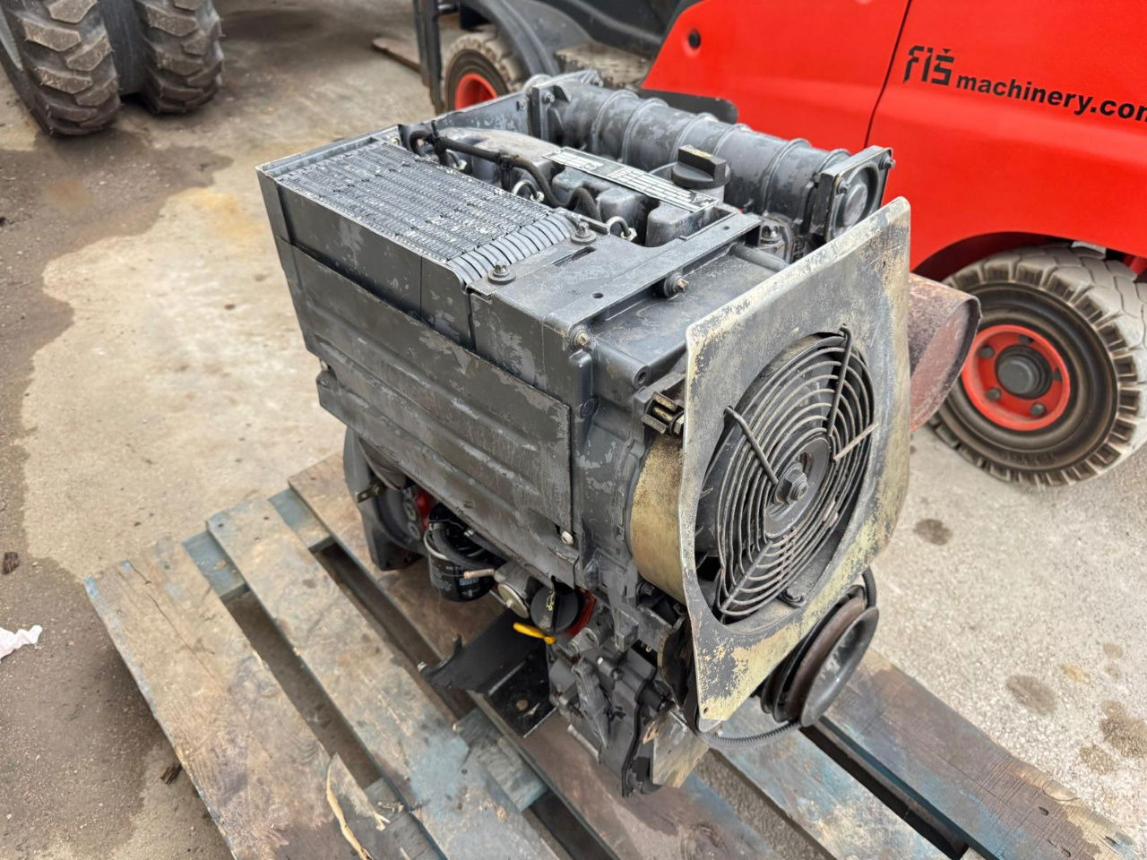 Deutz Engine F3L 1011 F - 2006 Year - Damaged - Motor za Gradbeni stroj: slika 3 Deutz Engine F3L 1011 F - 2006 Year - Damaged - Motor za Gradbeni stroj: slika 3