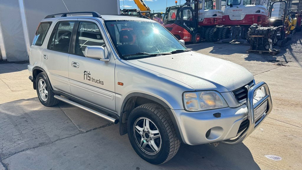 Honda CRV 2.0 - Petrol - AIR Condition - 5 Doors - SUV: slika 3 Honda CRV 2.0 - Petrol - AIR Condition - 5 Doors - SUV: slika 3