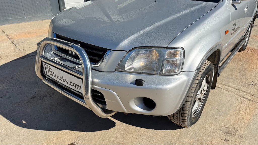 Honda CRV 2.0 - Petrol - AIR Condition - 5 Doors - SUV: slika 2 Honda CRV 2.0 - Petrol - AIR Condition - 5 Doors - SUV: slika 2