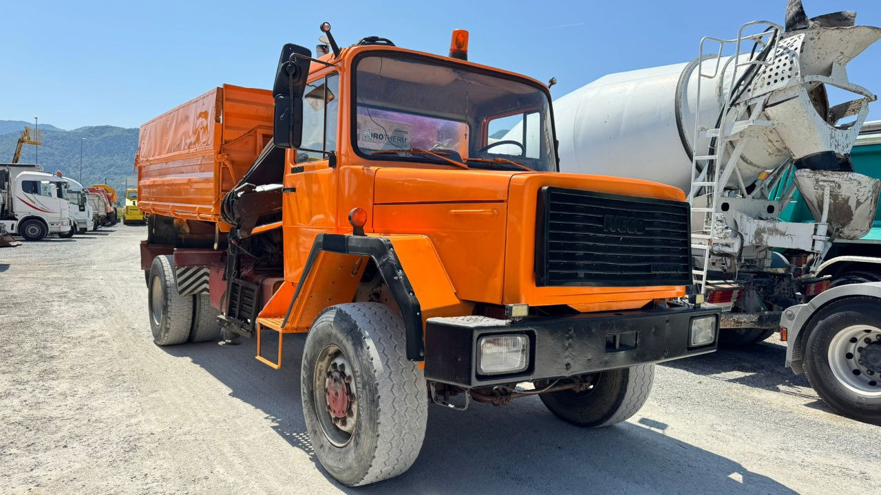 Iveco 160-23 4x4 tipper - crane 9m - Tovornjak prekucnik: slika 2 Iveco 160-23 4x4 tipper - crane 9m - Tovornjak prekucnik: slika 2