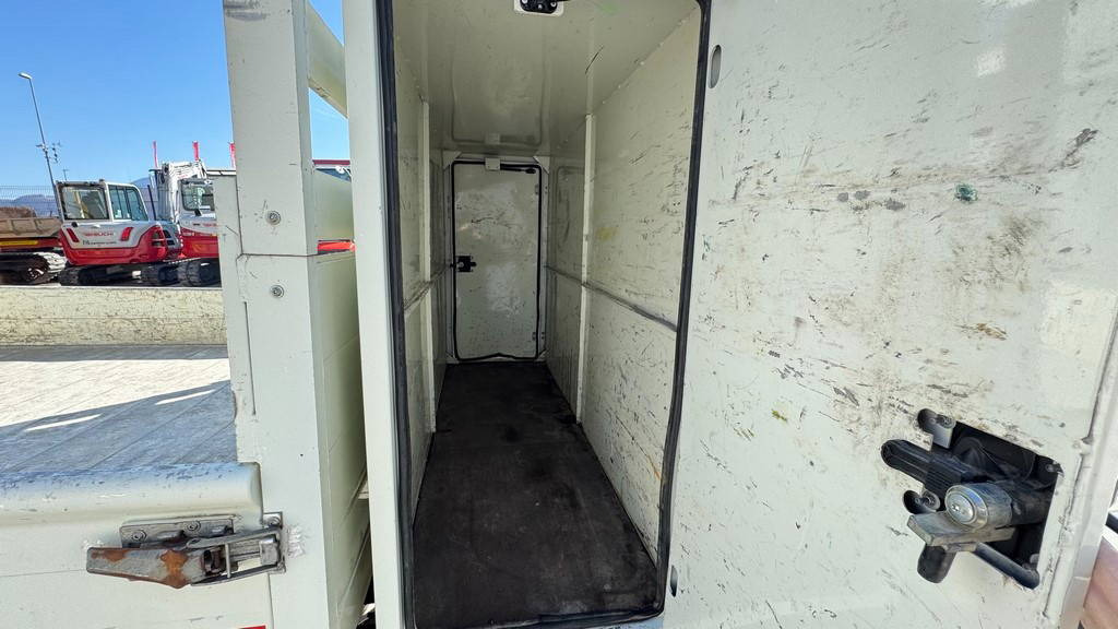 Iveco Daily 35C12 tipper - 6 seats - Dostavno vozilo prekucnik, Dostavno vozilo z dvojno kabino: slika 5 Iveco Daily 35C12 tipper - 6 seats - Dostavno vozilo prekucnik, Dostavno vozilo z dvojno kabino: slika 5